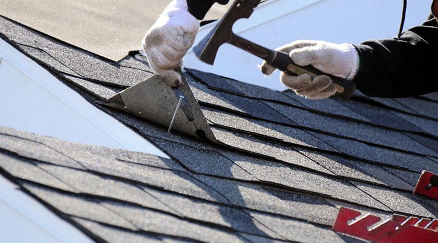 Professional residential roofers in Frederick, IL